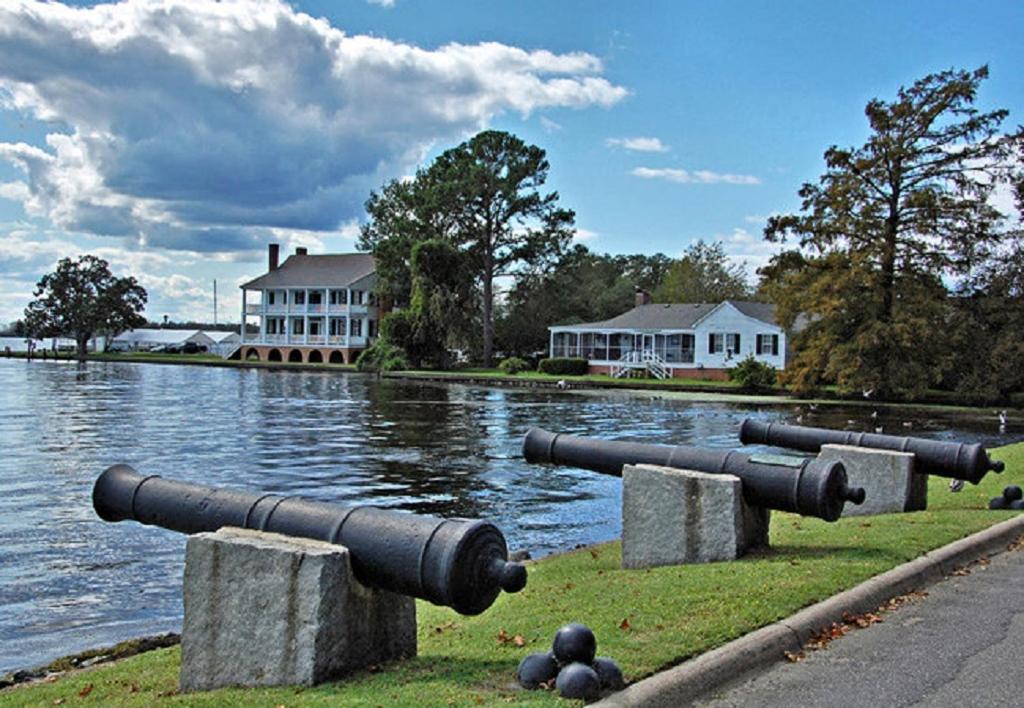The Edenton Collection-Captain'S Quarters Inn Kültér fotó